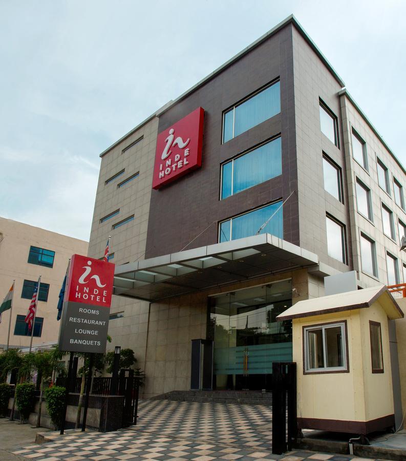 Inde Hotel Chattarpur ニューデリー エクステリア 写真