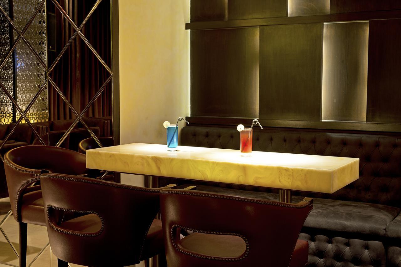Inde Hotel Chattarpur ニューデリー エクステリア 写真
